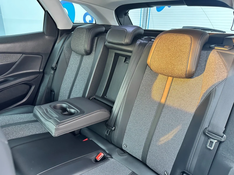 Peugeot 3008 1.6BlueHdi AUTO* GT-Line 8670.00 пър.вноска, снимка 14 - Автомобили и джипове - 51906156