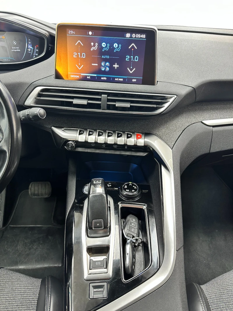 Peugeot 3008 1.6BlueHdi AUTO* GT-Line 8670.00 пър.вноска, снимка 10 - Автомобили и джипове - 51906156