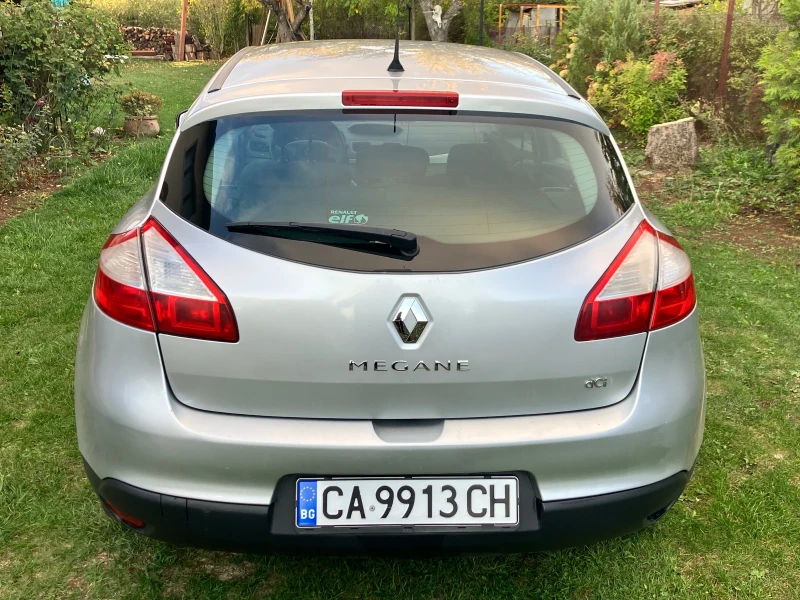 Renault Megane 1.5dci ProMobile климатик 2 кл , снимка 5 - Автомобили и джипове - 47766230