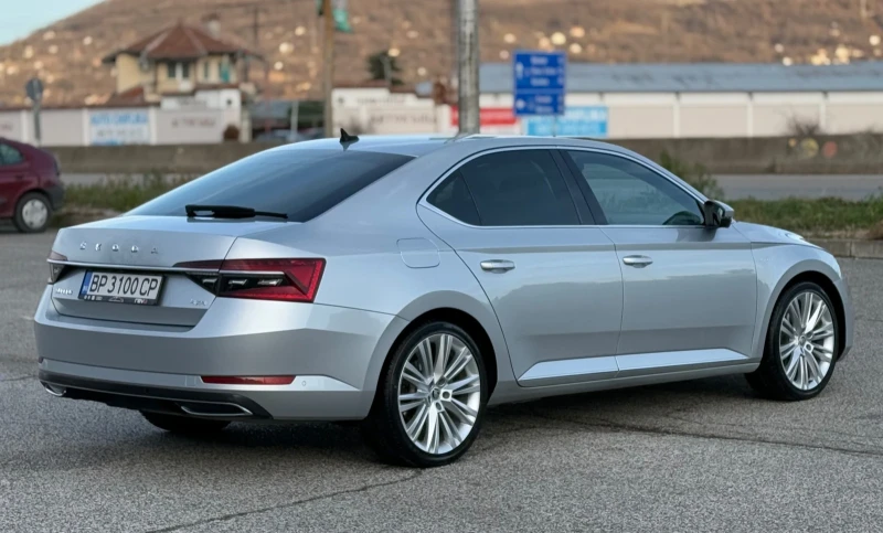 Skoda Superb 2.0TDi 200к.с * 4х4* * L&K* * Matrix* * Digital* , снимка 5 - Автомобили и джипове - 48396001