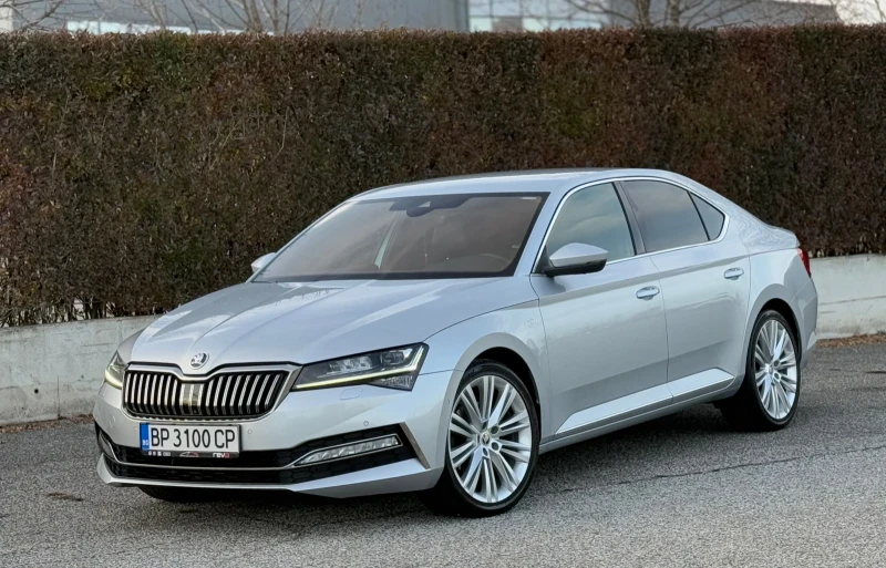 Skoda Superb 2.0TDi 200к.с * 4х4* * L&K* * Matrix* * Digital* , снимка 1 - Автомобили и джипове - 48396001