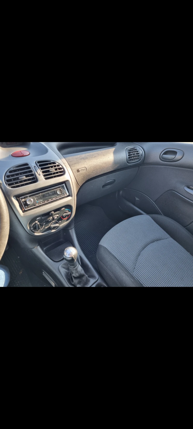 Peugeot 206, снимка 7 - Автомобили и джипове - 48558388