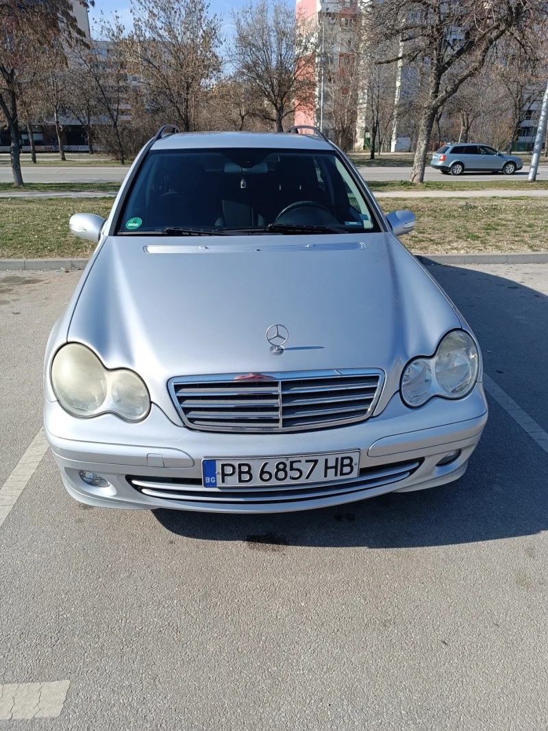 Mercedes-Benz C 180 Компресор, снимка 2 - Автомобили и джипове - 49439375