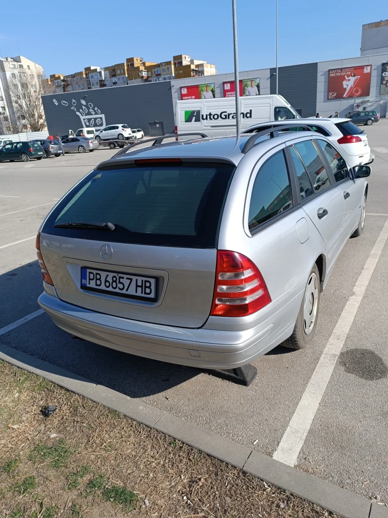 Mercedes-Benz C 180 Компресор, снимка 5 - Автомобили и джипове - 49439375