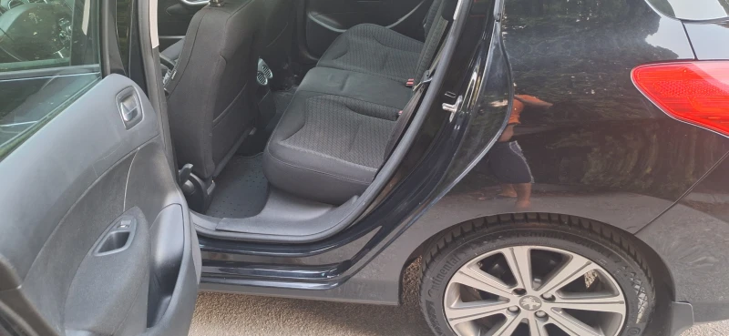 Peugeot 308 2.0 HDI PANORAMA, снимка 10 - Автомобили и джипове - 51597625