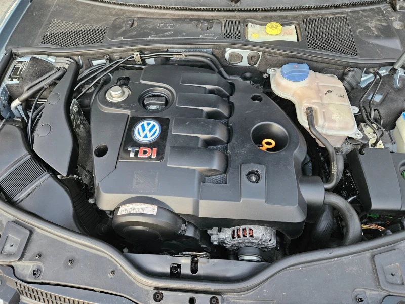VW Passat 1.9, 101к.с., Hi-line, Перфектен!!!, снимка 14 - Автомобили и джипове - 51789832