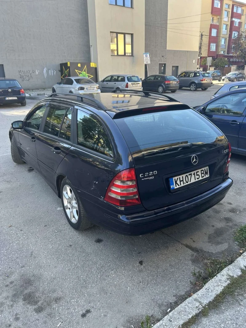 Mercedes-Benz C 220 2.2CDI, снимка 6 - Автомобили и джипове - 52915736