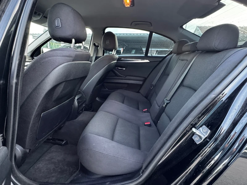 BMW 520 2.0D ВСИЧКО ПЛАТЕНО, снимка 9 - Автомобили и джипове - 52713773
