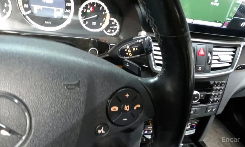 Mercedes-Benz E 350, снимка 9 - Автомобили и джипове - 53004965