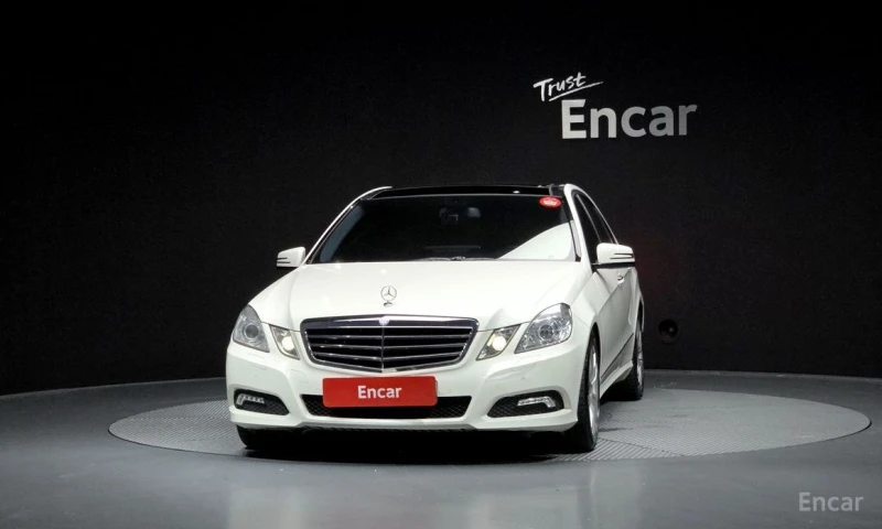 Mercedes-Benz E 350, снимка 3 - Автомобили и джипове - 53004965