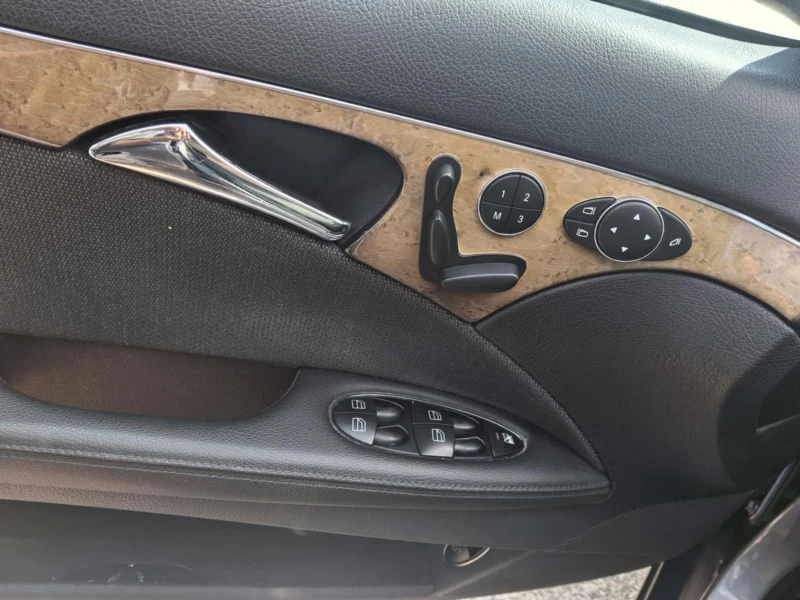 Mercedes-Benz E 320 E320 CDI, снимка 13 - Автомобили и джипове - 53493623
