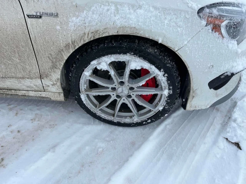 Mercedes-Benz CLA 45 AMG /камера/гуми с джанти / подгреви, снимка 7 - Автомобили и джипове - 53580537