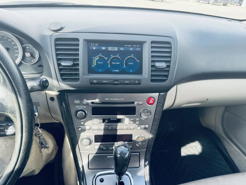 Subaru Outback H6, снимка 12 - Автомобили и джипове - 53594599