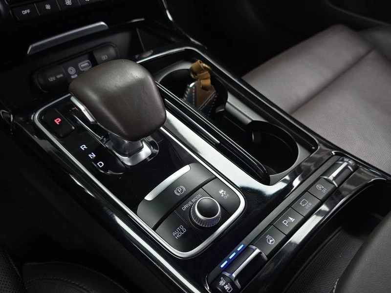 Kia Stinger 2.2 Automatic, снимка 10 - Автомобили и джипове - 55587217