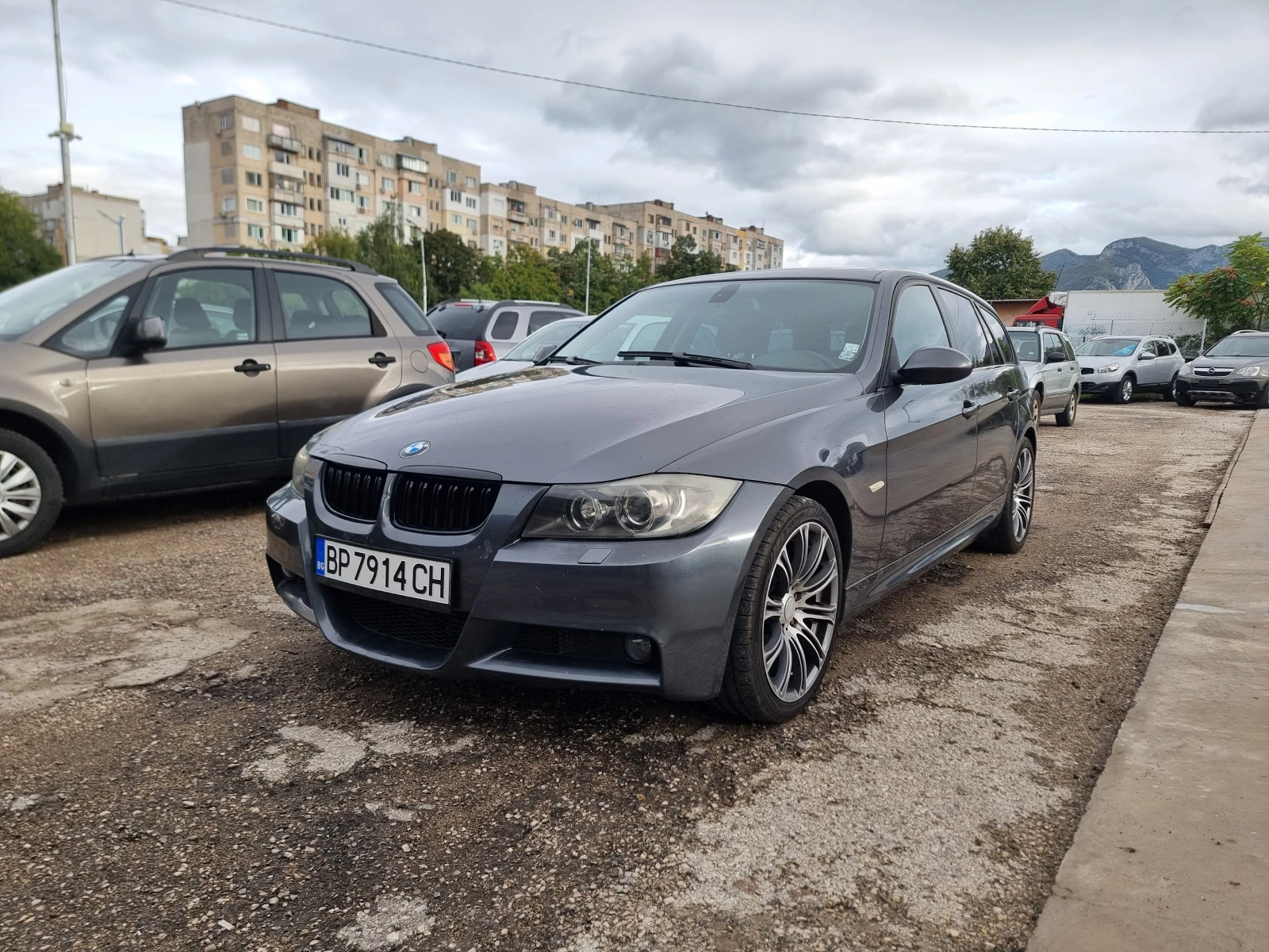 BMW 320 2.0D M-PAKET - изображение 2