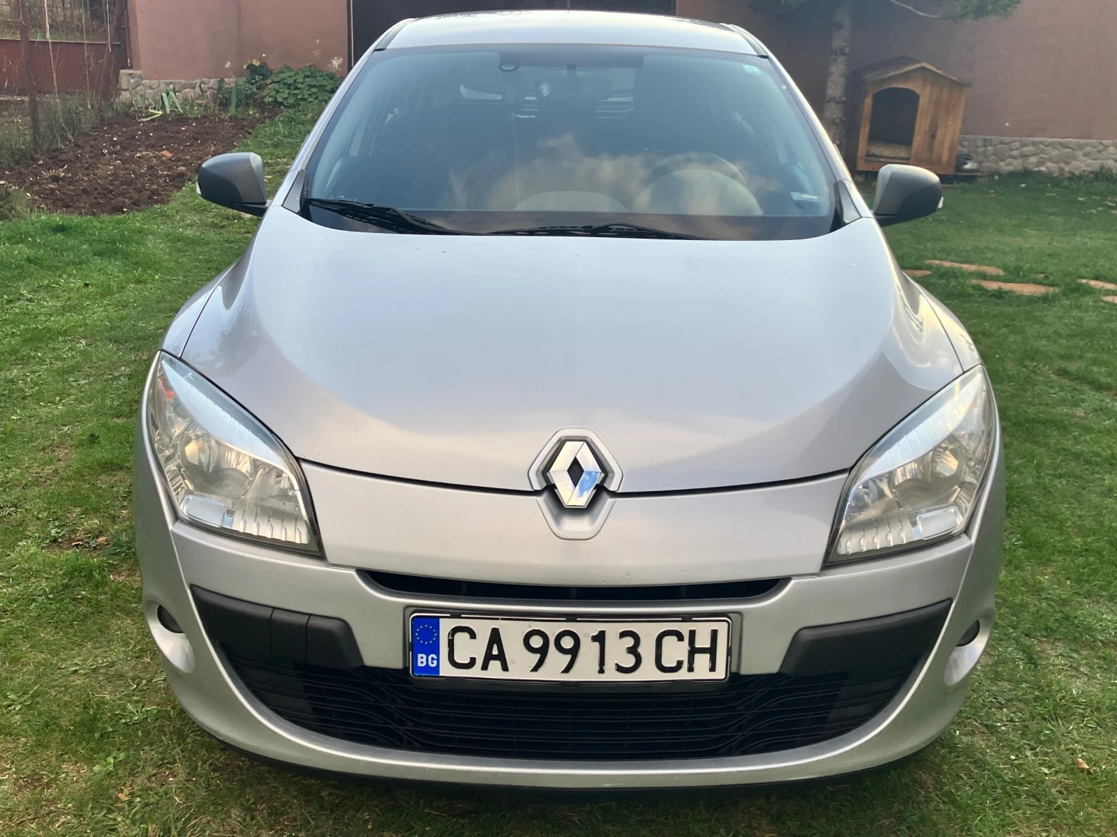 Renault Megane 1.5dci ProMobile климатик 2 кл  - изображение 2