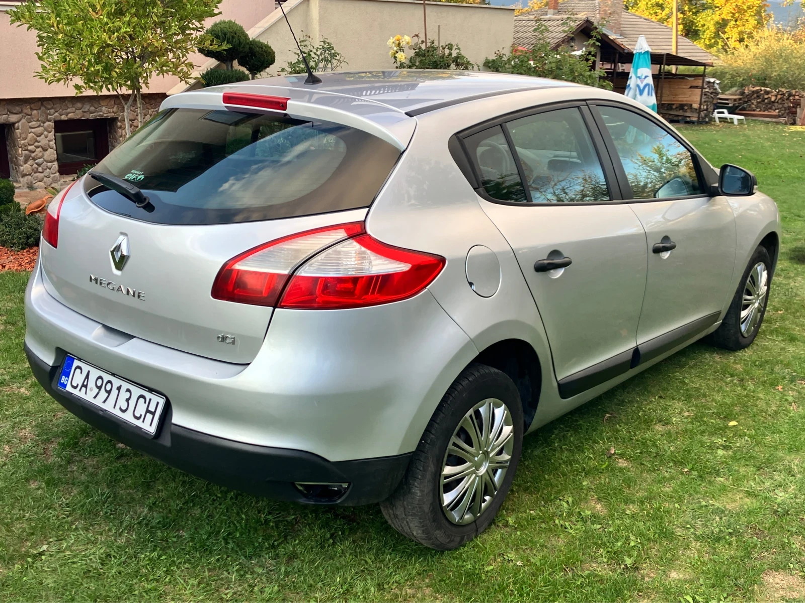 Renault Megane 1.5dci ProMobile климатик 2 кл  - изображение 3