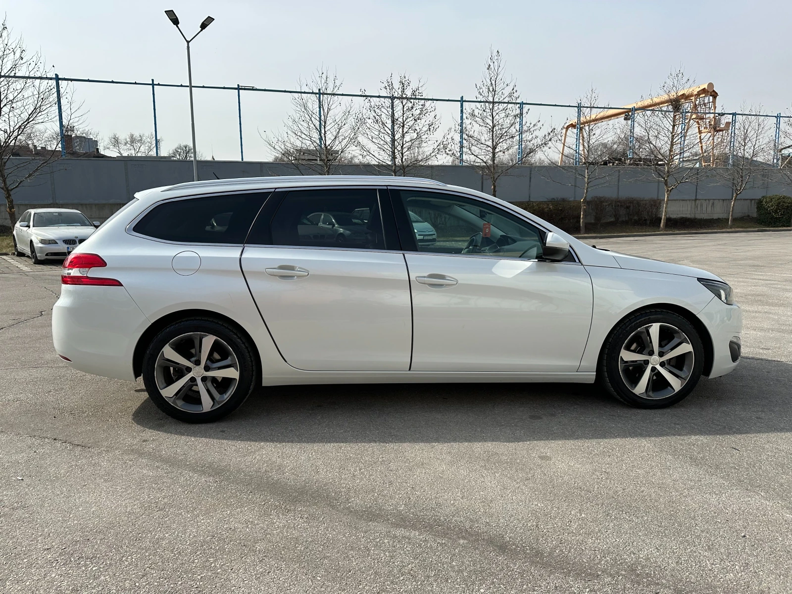 Peugeot 308 1.6d 120 к.с. - изображение 5