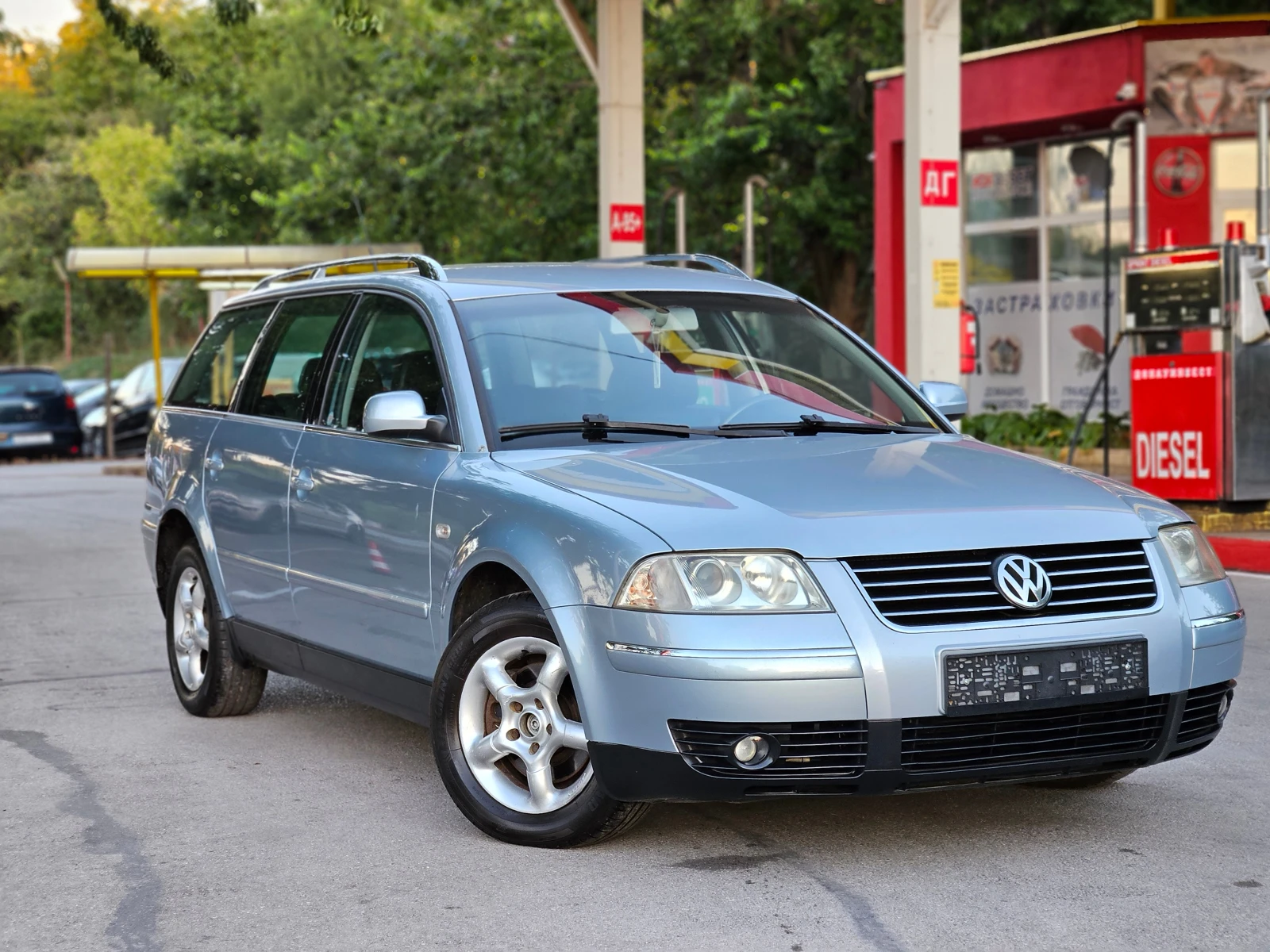 VW Passat 1.9, 101к.с., Hi-line, Перфектен!!! - изображение 3
