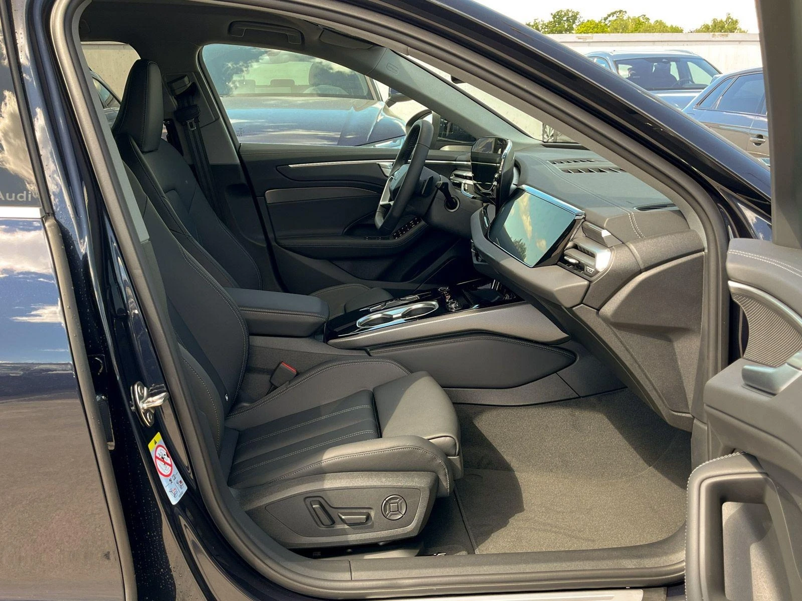 Audi A6 40 TFSI AVANT/NEW MODEL/S-LINE/MATRIX/CAMERA/ | Mobile.bg   11