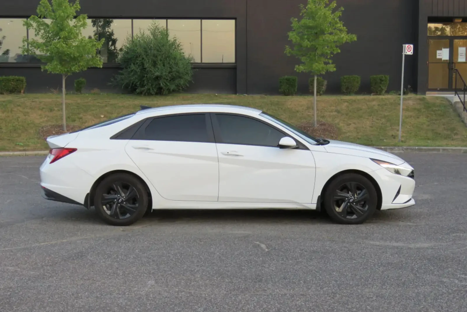 Hyundai Elantra * * CARFAX * * ���� ������ * *  | Mobile.bg � ����������� 3