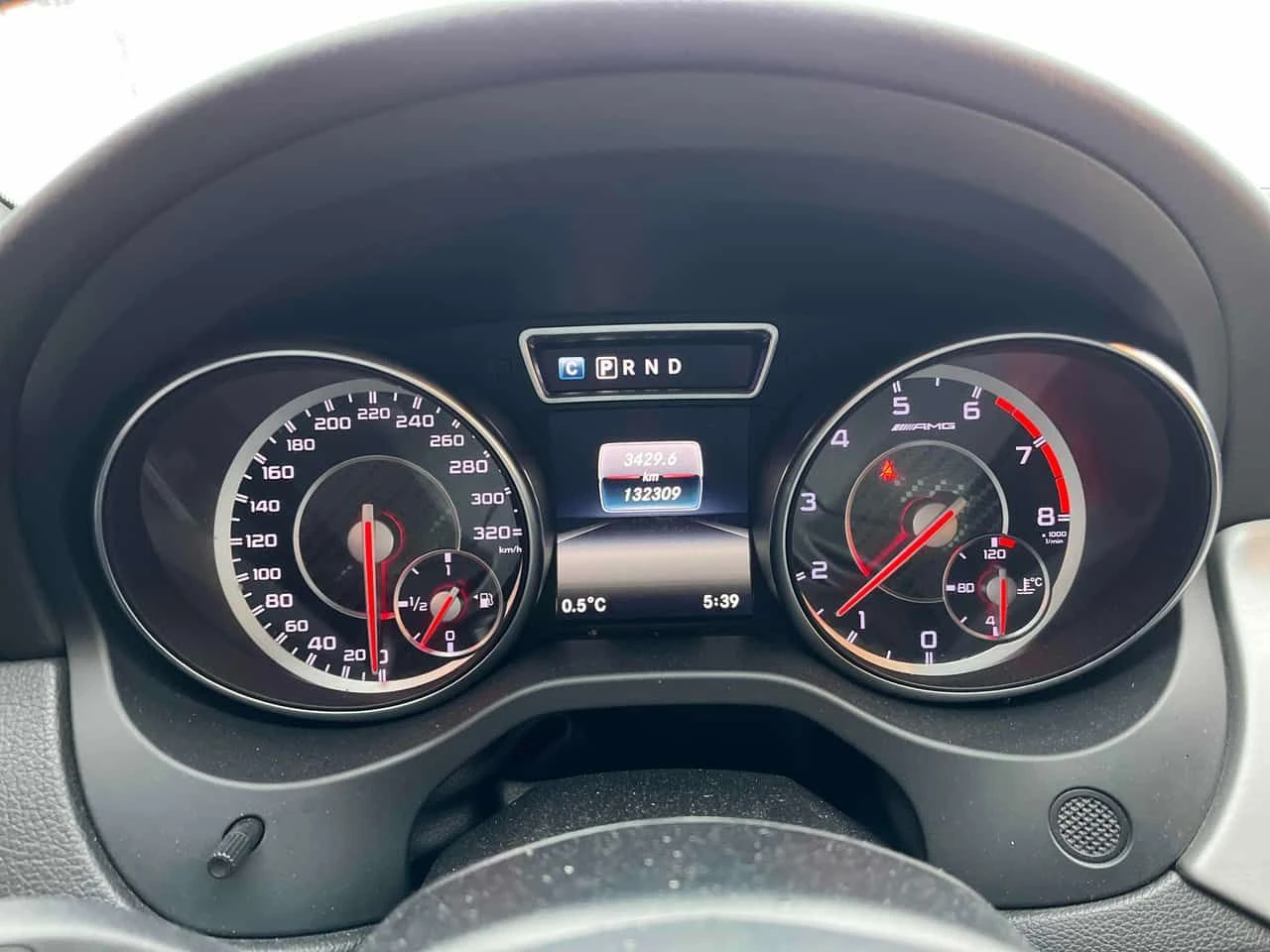 Mercedes-Benz CLA 45 AMG /камера/гуми с джанти / подгреви - изображение 8