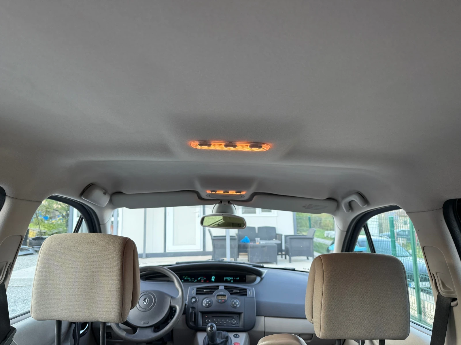 Renault Scenic 1.5DCI* БЕЛГИЯ* KEYLESS* ЕВРО 4, снимка 16 - Автомобили и джипове - 54160422