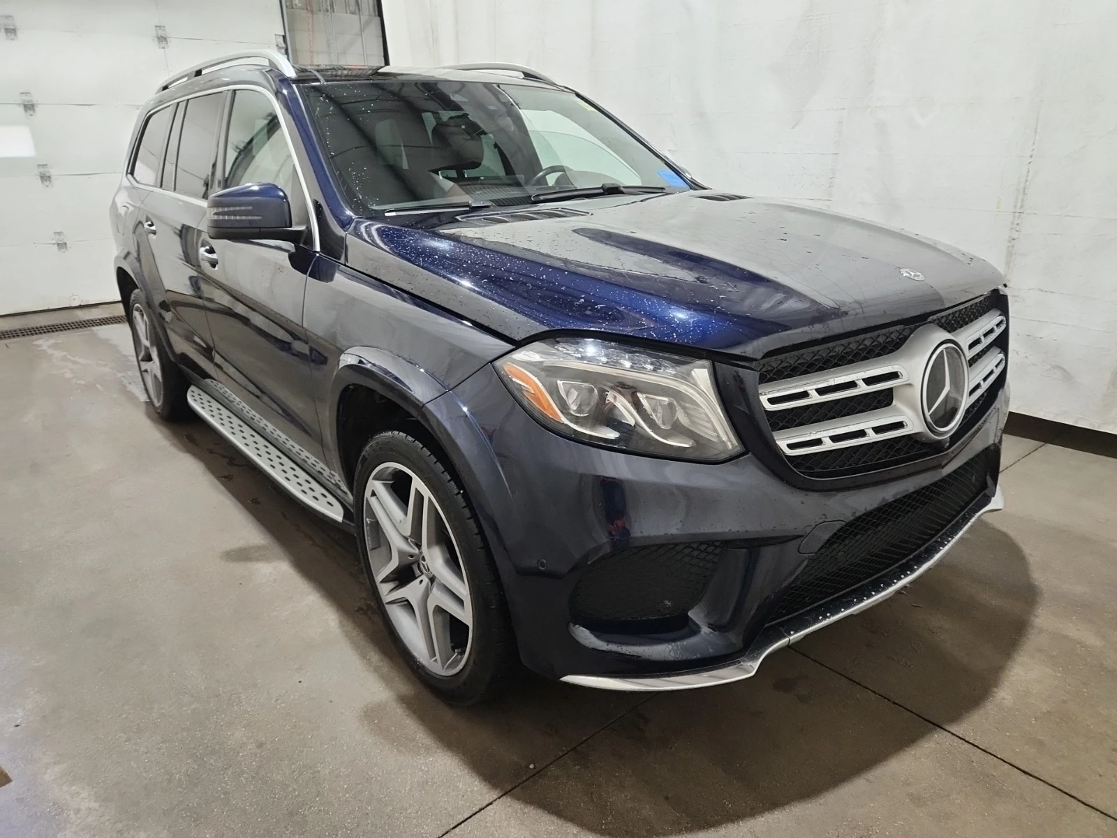 Mercedes-Benz GLS 450 AMG * 7 МЕСТА * 360 КАМЕРА * СЕРВИЗНА ИСТОРИЯ * , снимка 2 - Автомобили и джипове - 54517670
