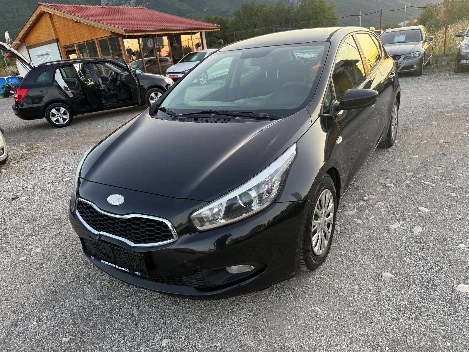 Kia Ceed 1.4 CRDI 90 к.с, снимка 2 - Автомобили и джипове - 55225593