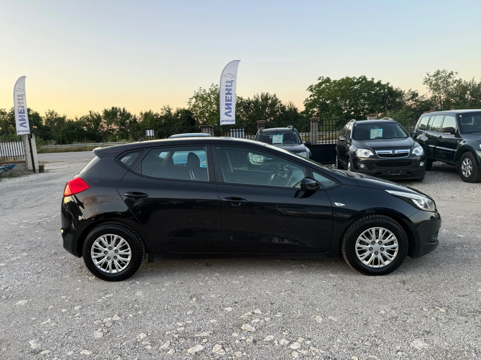 Kia Ceed 1.4 CRDI 90 к.с, снимка 6 - Автомобили и джипове - 55225593
