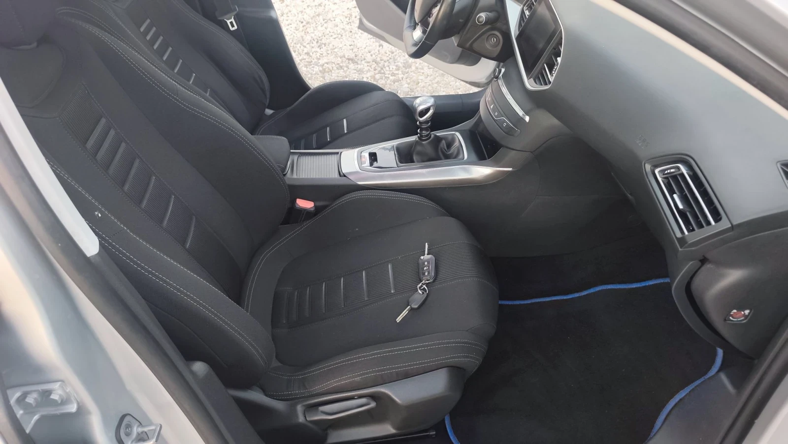Peugeot 308 1, 6 HDI ALLURE , снимка 16 - Автомобили и джипове - 55618925