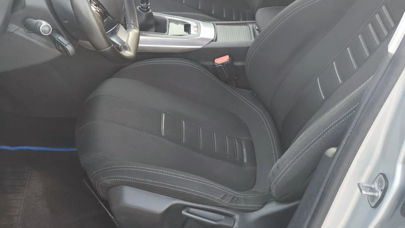 Peugeot 308 1, 6 HDI ALLURE , снимка 14 - Автомобили и джипове - 55618925