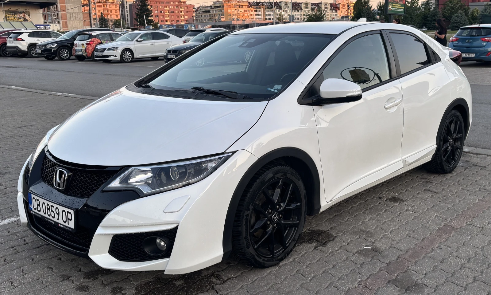 Honda Civic Honda Civic 1.8 i-VTEC (Facelift), снимка 3 - Автомобили и джипове - 55628707