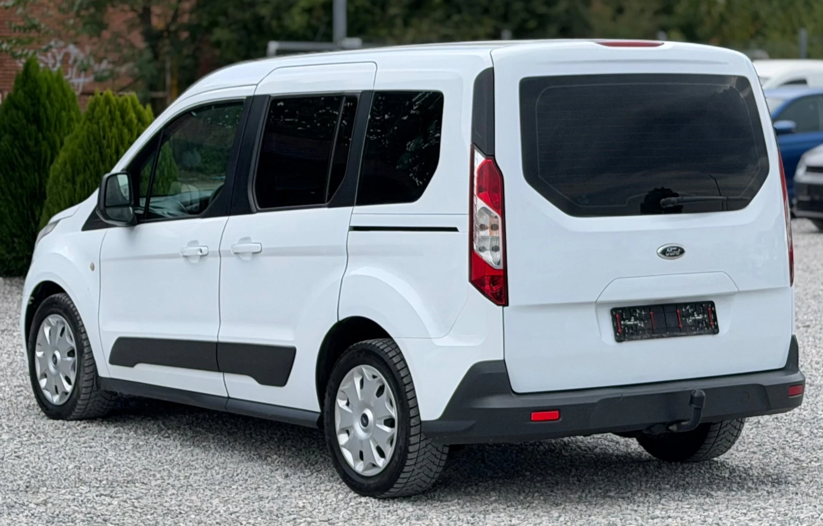 Ford Tourneo Connect 1.6TDCi 95к.с * Пътник* , снимка 4 - Автомобили и джипове - 55873162