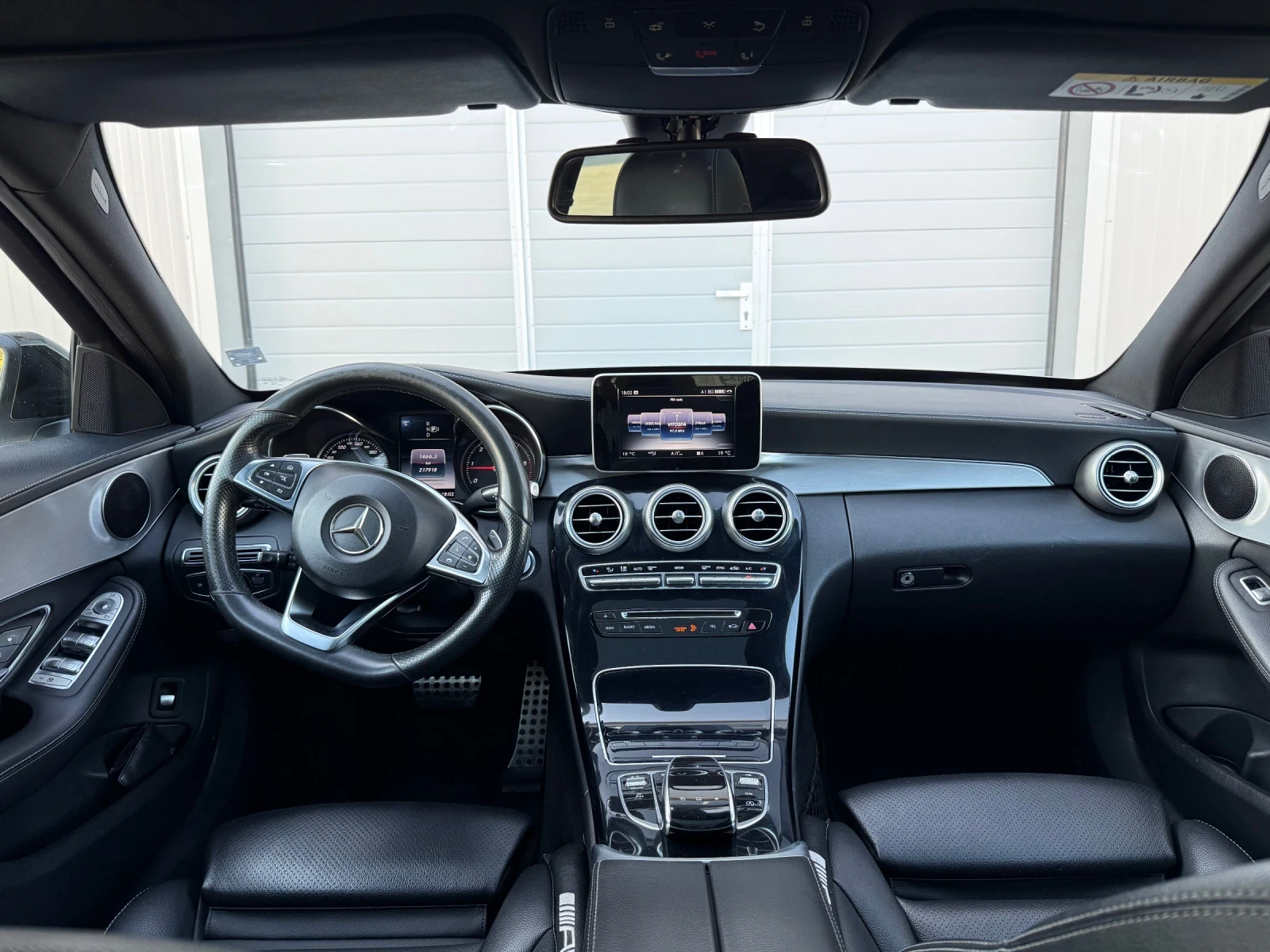 Mercedes-Benz C 220 AMG/ Panorama , снимка 9 - Автомобили и джипове - 55883786