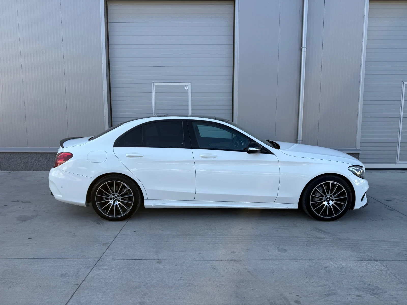 Mercedes-Benz C 220 AMG/ Panorama , снимка 4 - Автомобили и джипове - 55883786