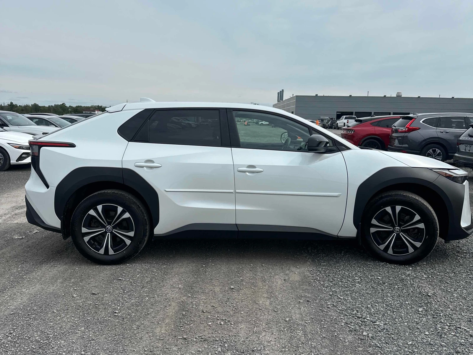 Toyota bZ4X * FWD * ���������� ��� ������������ ������*  | Mobile.bg � ����������� 3