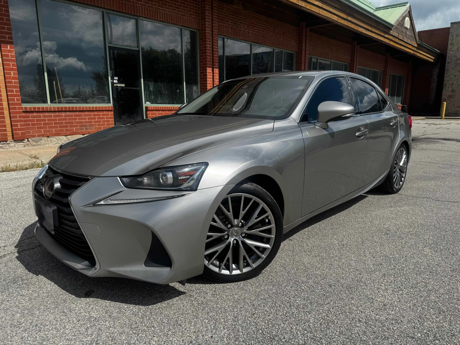 Lexus IS 300 DISTRONIC* ОБДУХВАНЕ* ПОДГРЕВ* CARFAX* 
