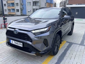 Toyota Rav4 НАЛИЧНА/ 2023г/ 2.5i / HYBRID/ 23 000km / 4x4, снимка 2