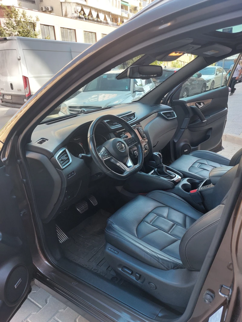 Nissan Qashqai 1.6dCi TEKNA+ , снимка 8 - Автомобили и джипове - 47527848