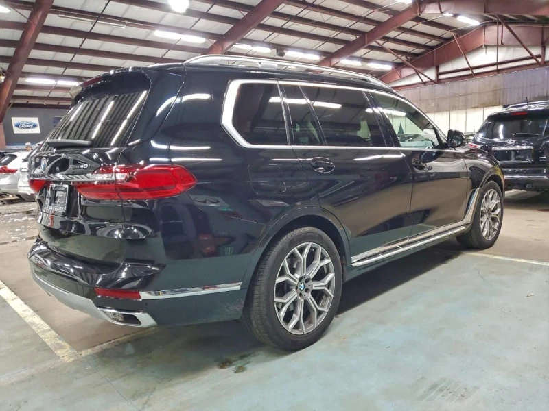 BMW X7, снимка 3 - Автомобили и джипове - 52802161