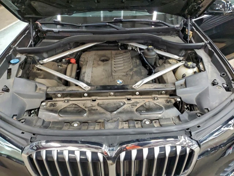 BMW X7, снимка 12 - Автомобили и джипове - 52802161