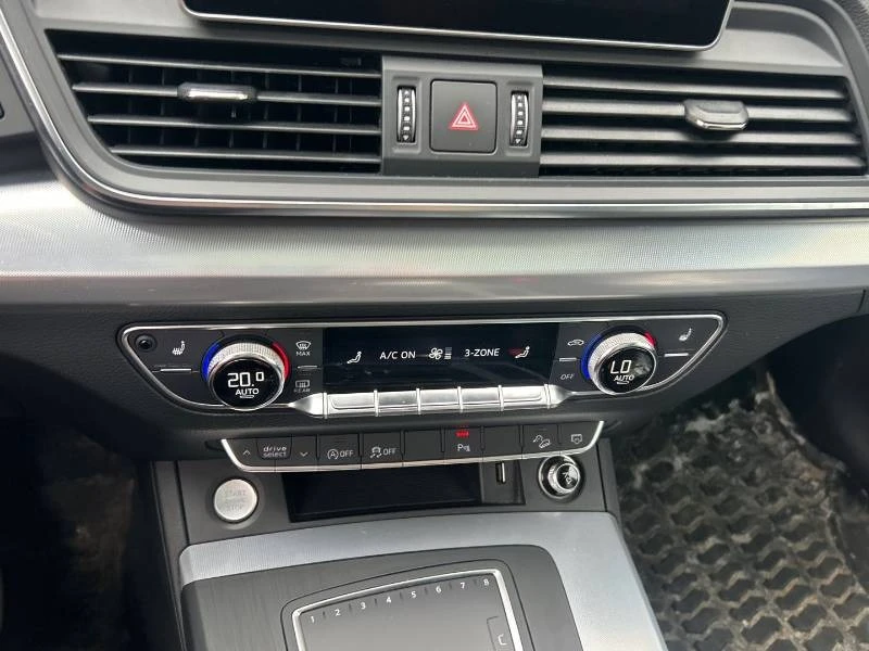 Audi Q5 * TECHNIK * ПРЕДСТАВИТЕЛСТВО НА АУДИ * CARFAX, снимка 12 - Автомобили и джипове - 55596151