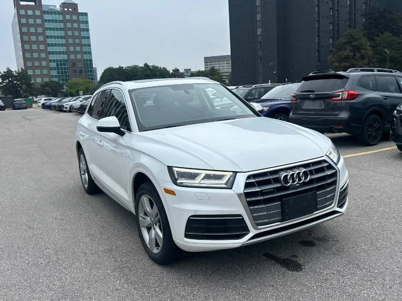 Audi Q5 * TECHNIK * ПРЕДСТАВИТЕЛСТВО НА АУДИ * CARFAX, снимка 3 - Автомобили и джипове - 55596151