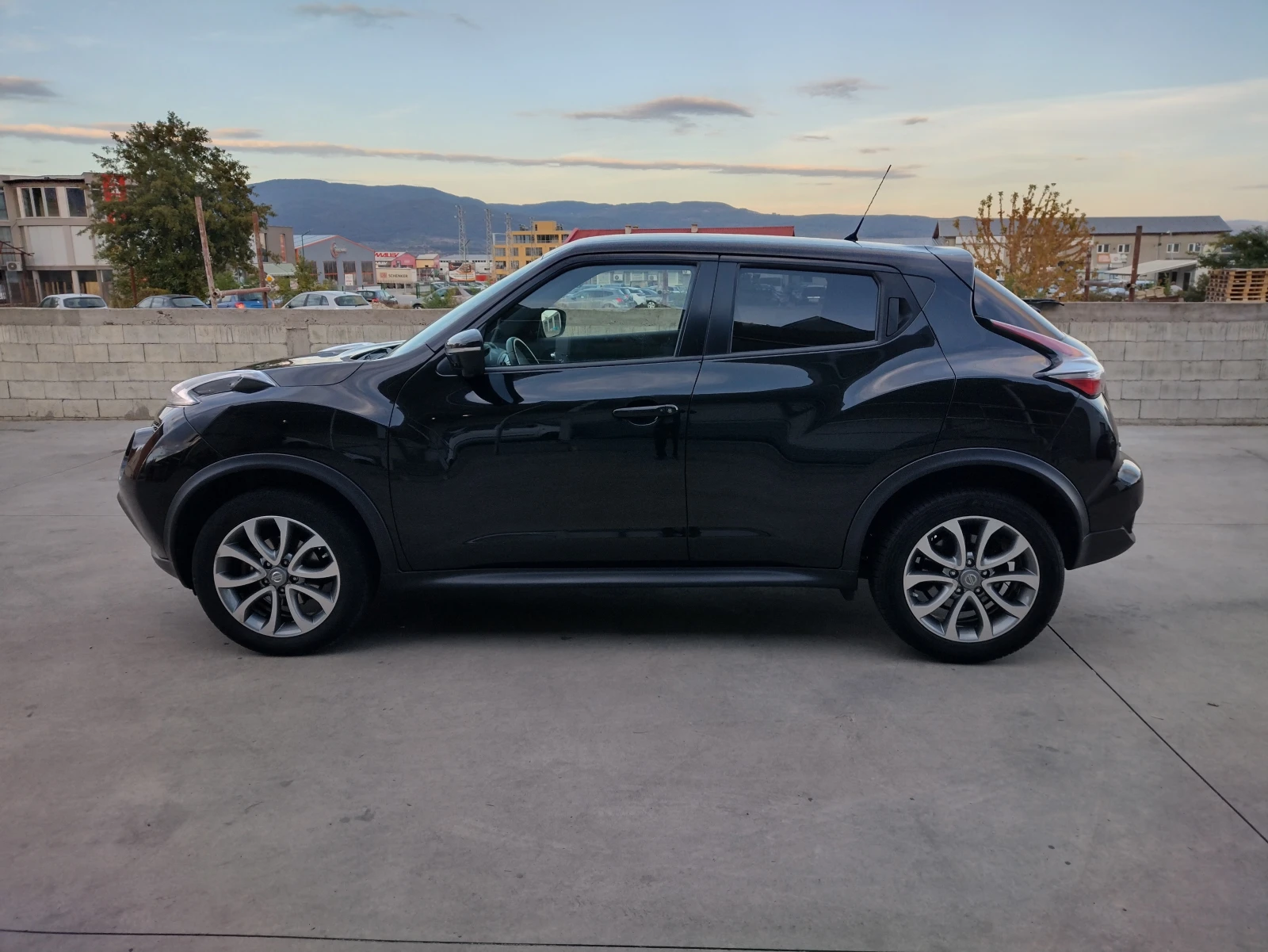 Nissan Juke 1.5 DCI* Нави* Face Lift* Нави*  - изображение 2