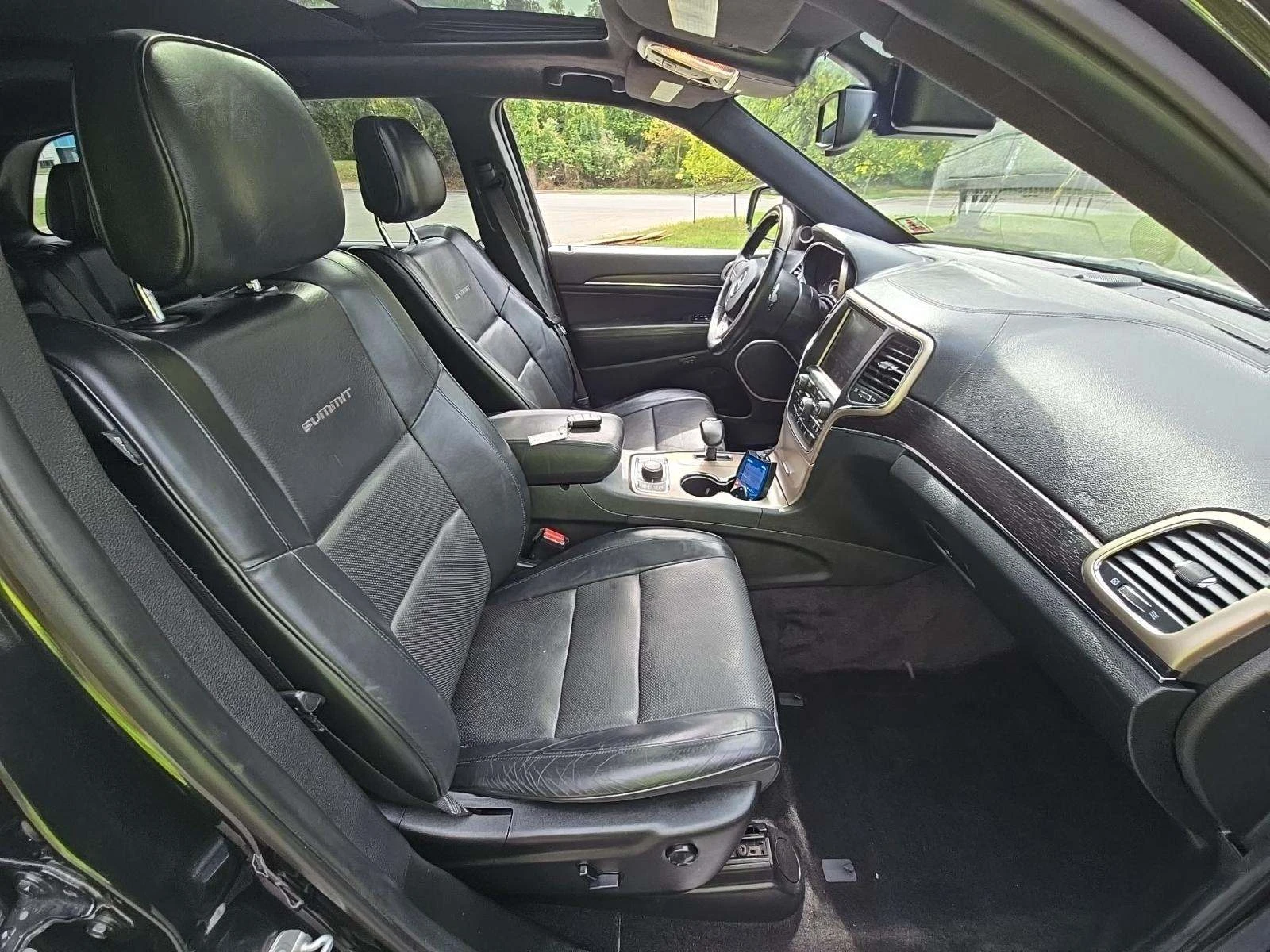 Jeep Grand cherokee SUMMIT* DISTRONIK* ОБДУХ* ПОДГРЕВ* ПАНО* 8ZF* DIGI - изображение 8