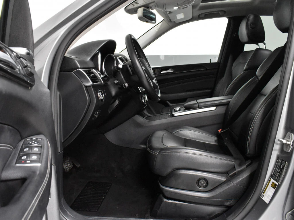 Mercedes-Benz ML 350 d* AMG-pack* Bluetec* H/K* Подгреви* Пано* Камера* - изображение 8