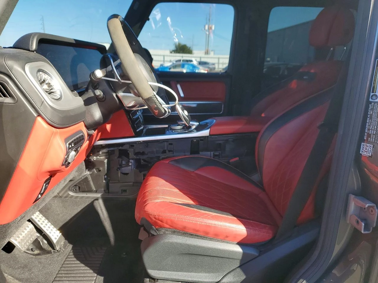 Mercedes-Benz G 63 AMG 4MATIC* CARBON* BURMESTER* 360* ОБДУХВАНЕ - изображение 8