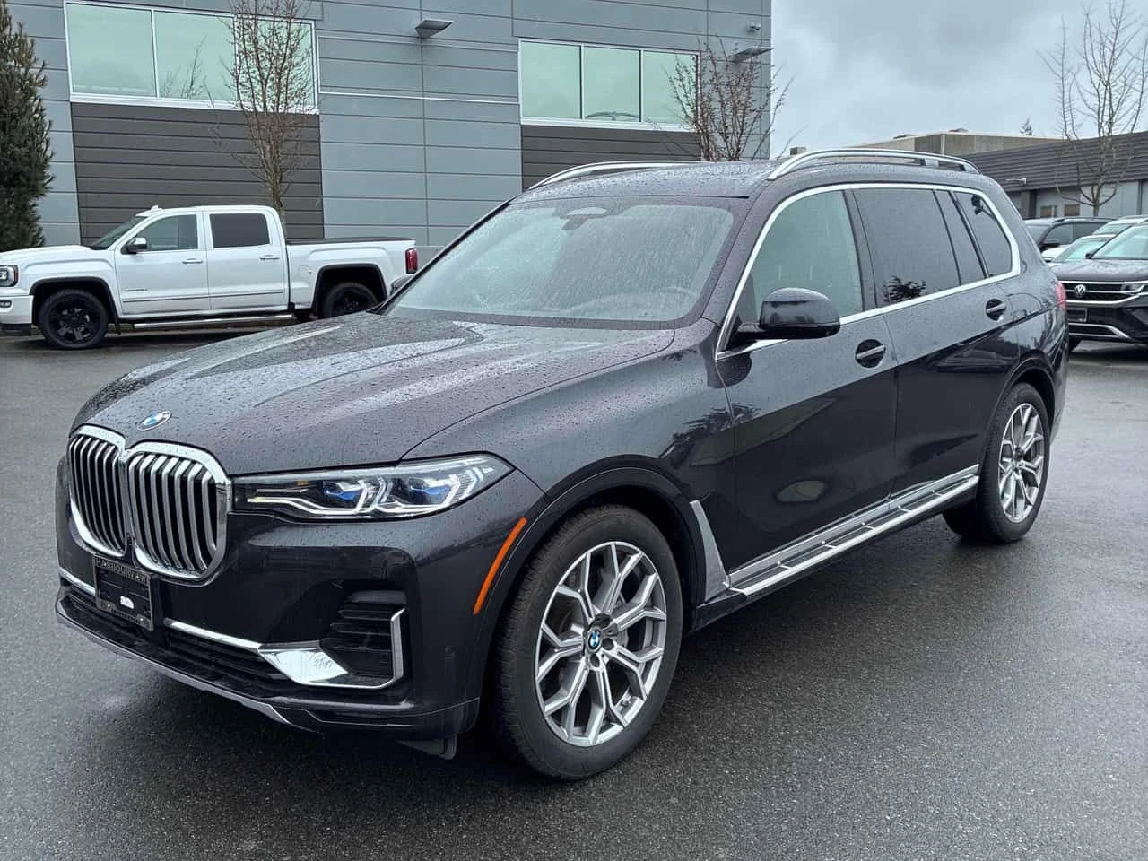 BMW X7 XDRIVE40I| SWAROWSKI| 360 КАМЕРИ| PANORAMA| CARFAX