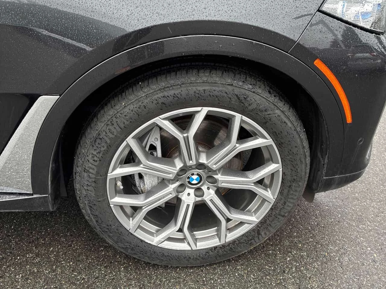 BMW X7 XDRIVE40I| SWAROWSKI| 360 КАМЕРИ| PANORAMA| CARFAX, снимка 6 - Автомобили и джипове - 53983007